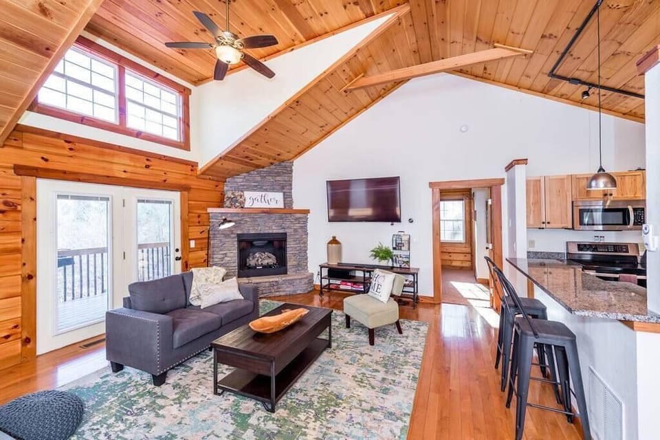 Plenty of room to spread out and enjoy a night in!