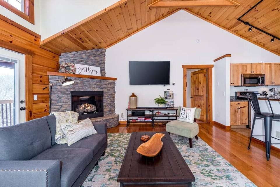 A well-lit family room just for you!