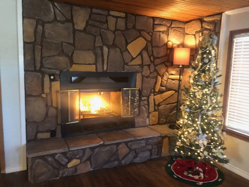 Big wood burning fireplace, beautiful, cozy! Large hearth/seating, winter 2021.