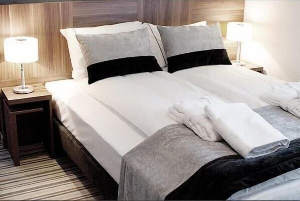 Standard Double or Twin Room | Desk, laptop workspace, free WiFi, bed sheets