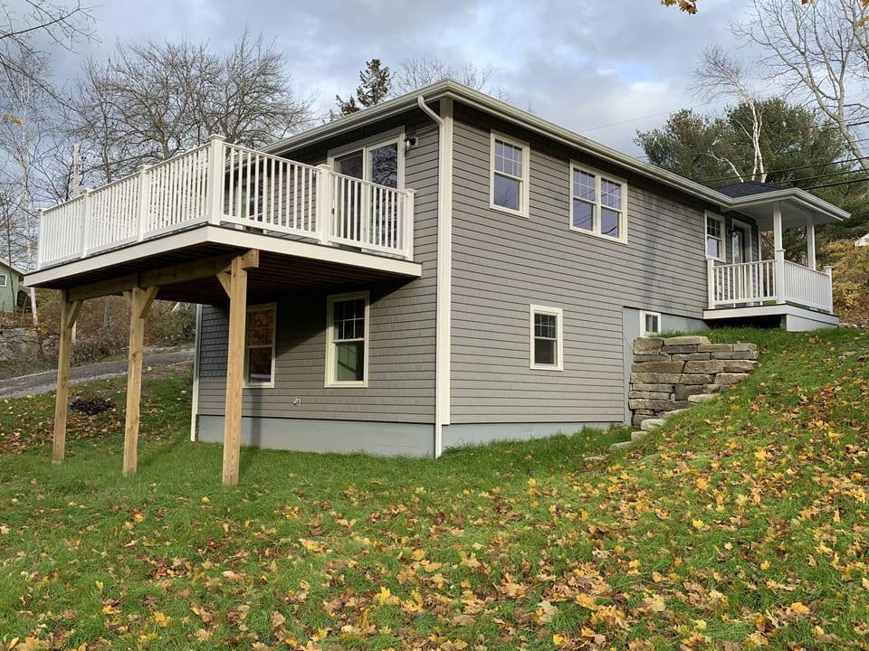 Large deck off the living room.