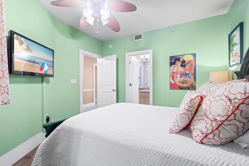 Guest bedroom
