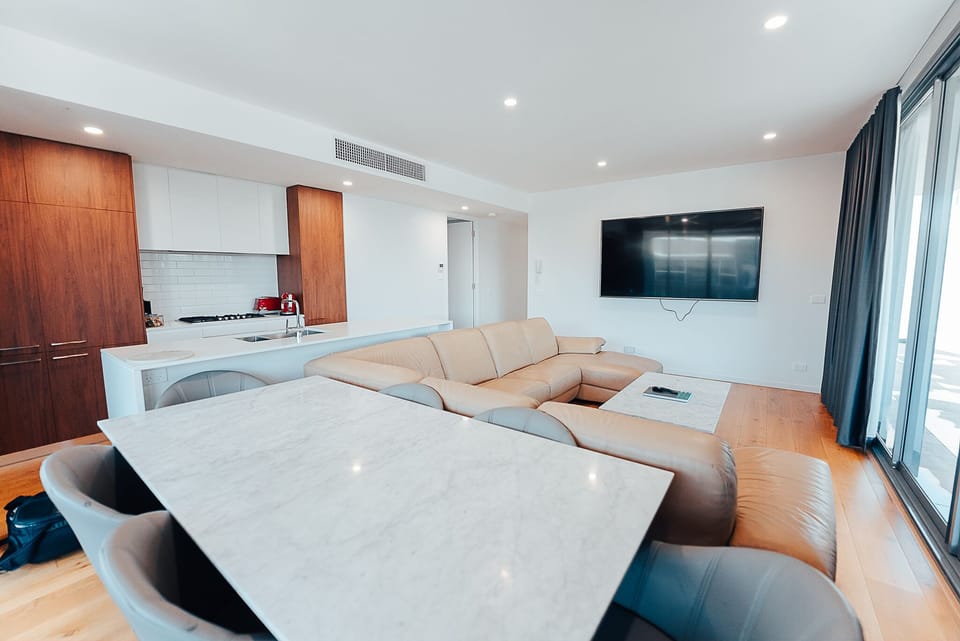 Executive Retreat with Water Views | Living area | 85-inch Smart TV with digital channels, TV, Netflix