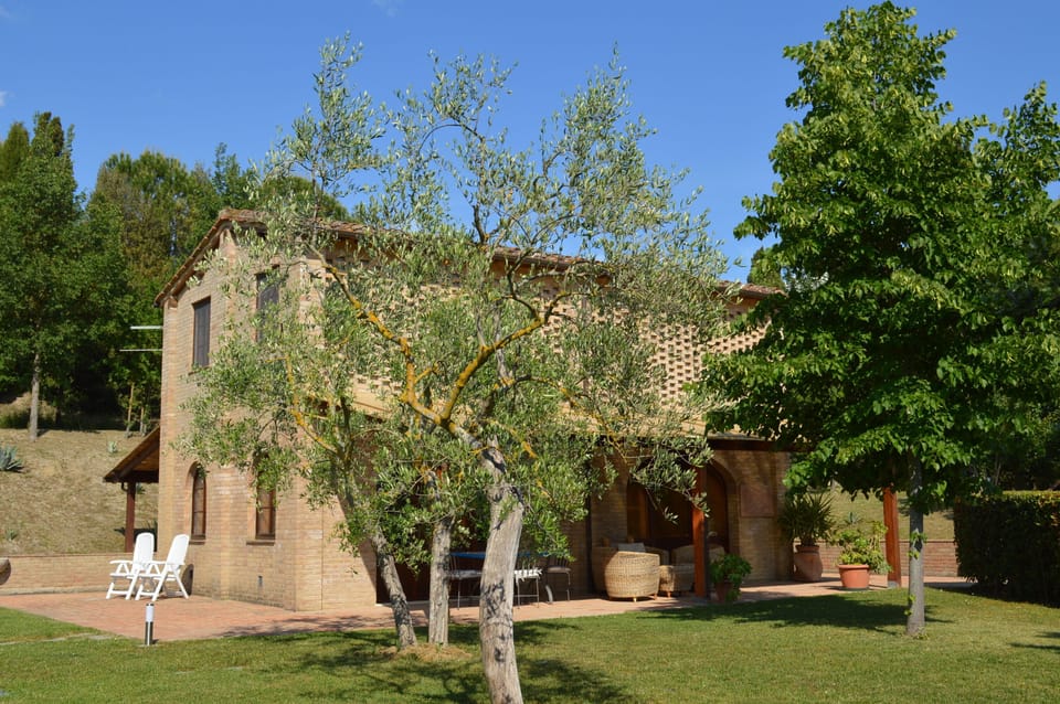 Villa, 2 Bedrooms, Smoking, Private Pool | Garden