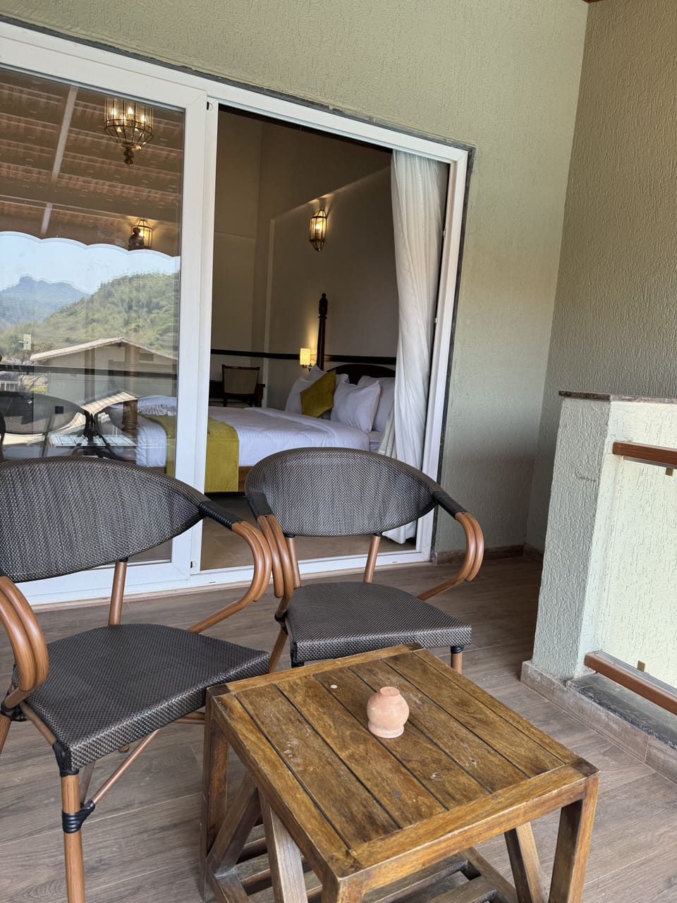 Studio, Pool View | Desk, free WiFi, bed sheets