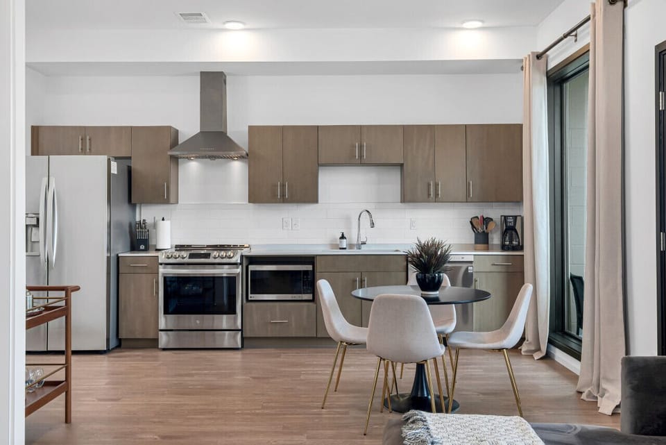 Fully equipped kitchen for all of your cooking needs! Drip coffee maker.