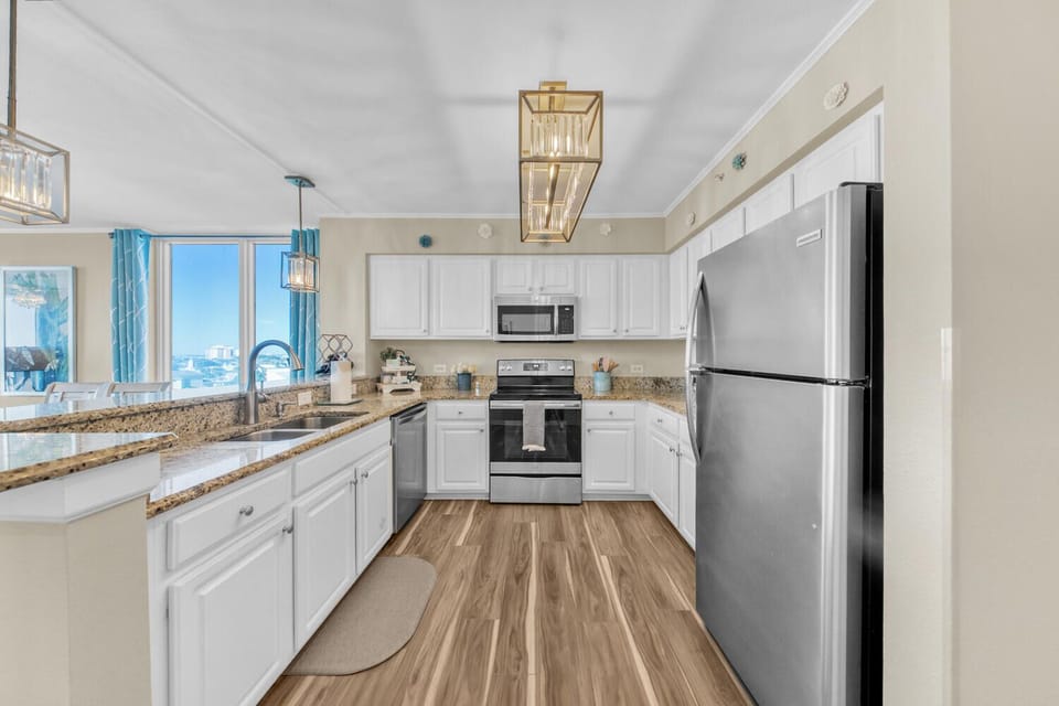 Spacious Kitchen