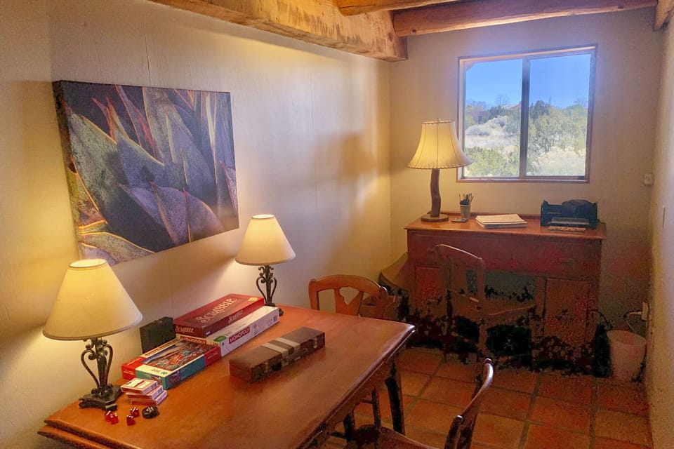 Home Office | Laptop-Friendly Workspace