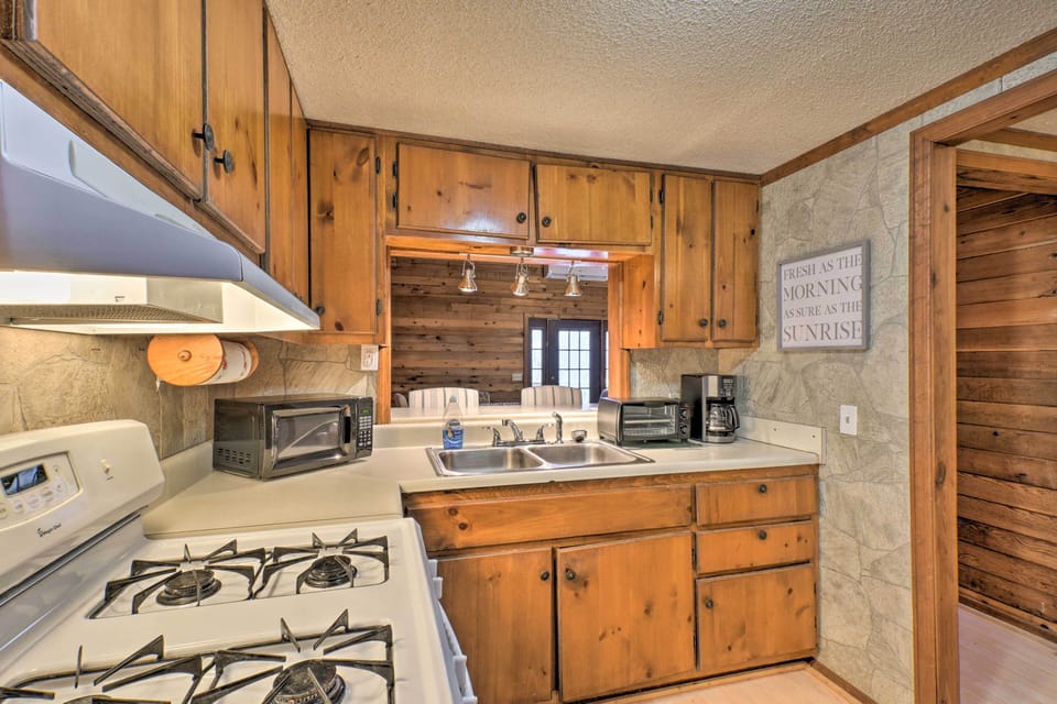 Well-Equipped Kitchen