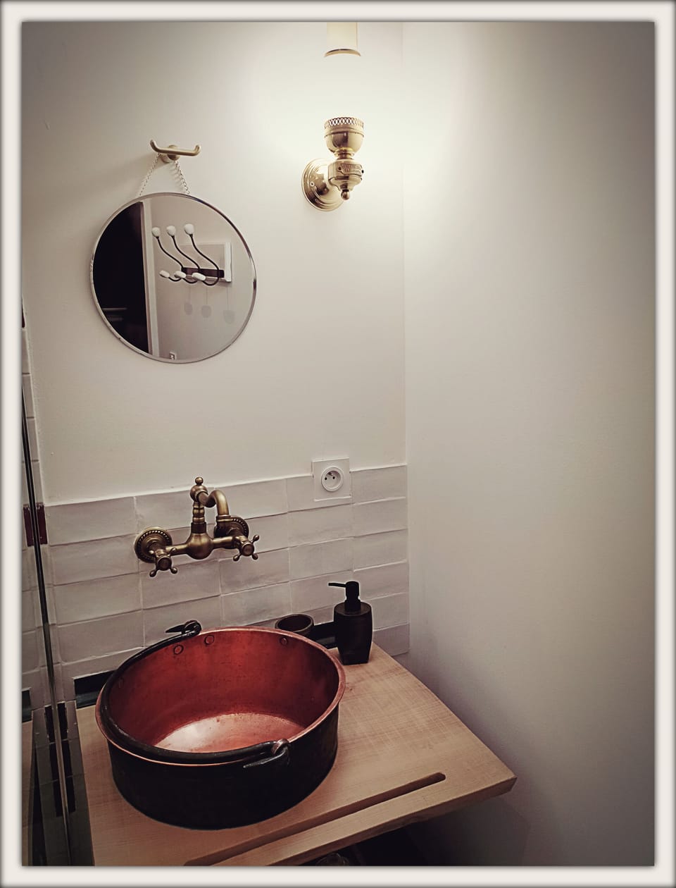 Comfort Quadruple Room, Private Bathroom, Mountain View (La Suite Catalane) | Bathroom | Shower, towels, soap, shampoo