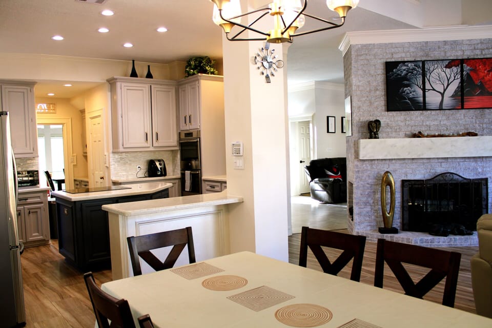 Breakfast Room connecting to Kitchen, Family Room, Living Room, and Dining Room