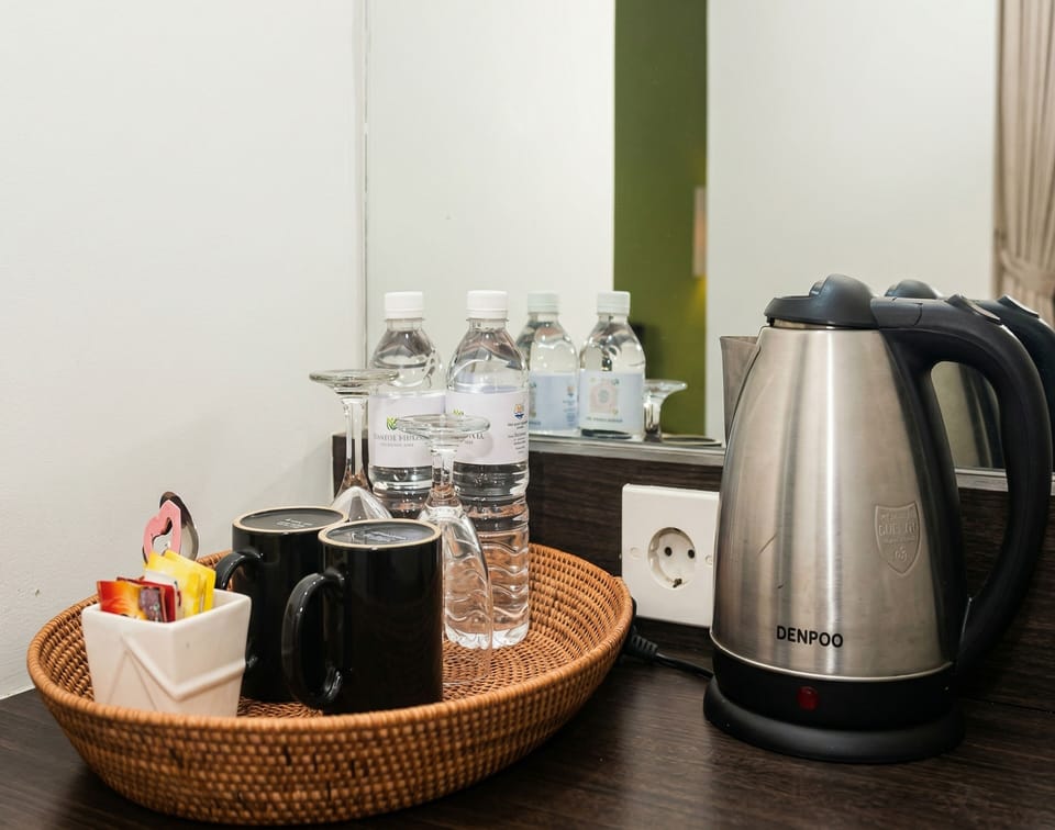 Superior Room | Coffee and/or coffee maker