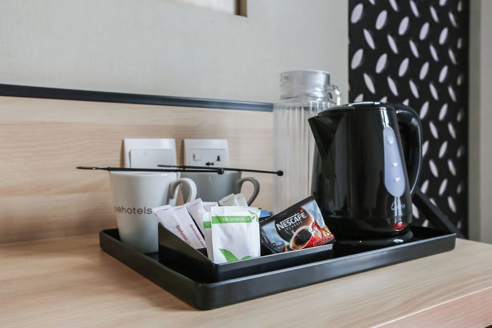 Premium bedding, in-room safe, desk, iron/ironing board (on request)
