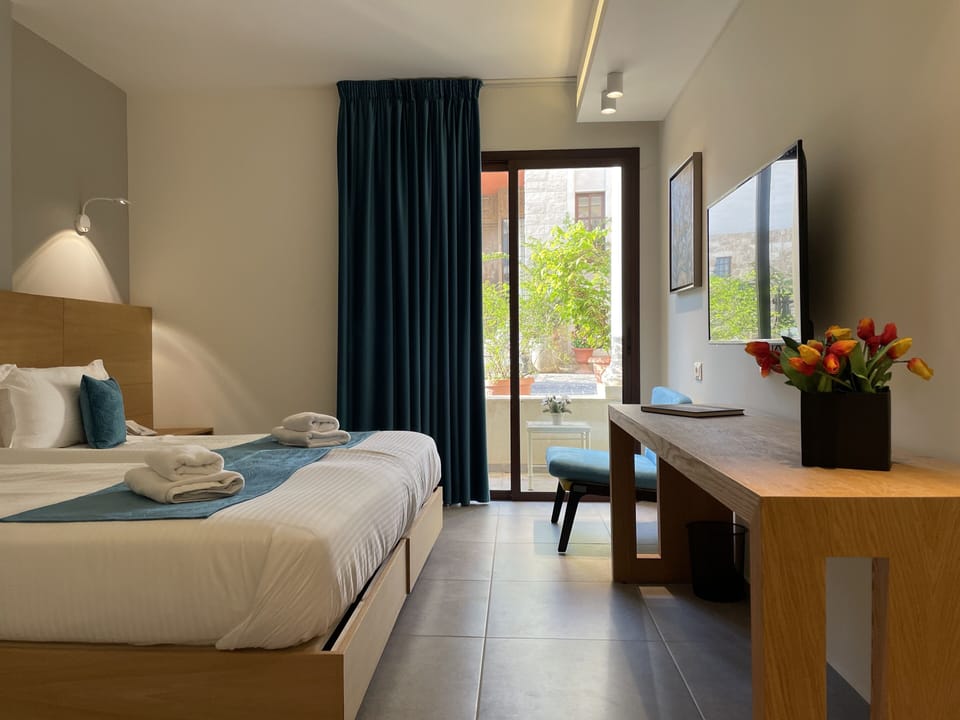 In-room safe, desk, laptop workspace, blackout drapes