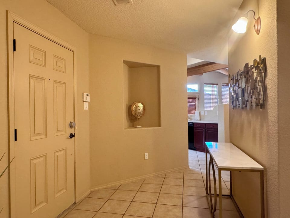 Entry way foyer area
