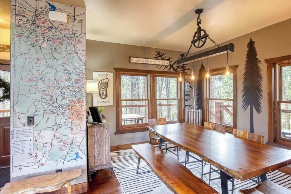 Dining room table with seating for 7