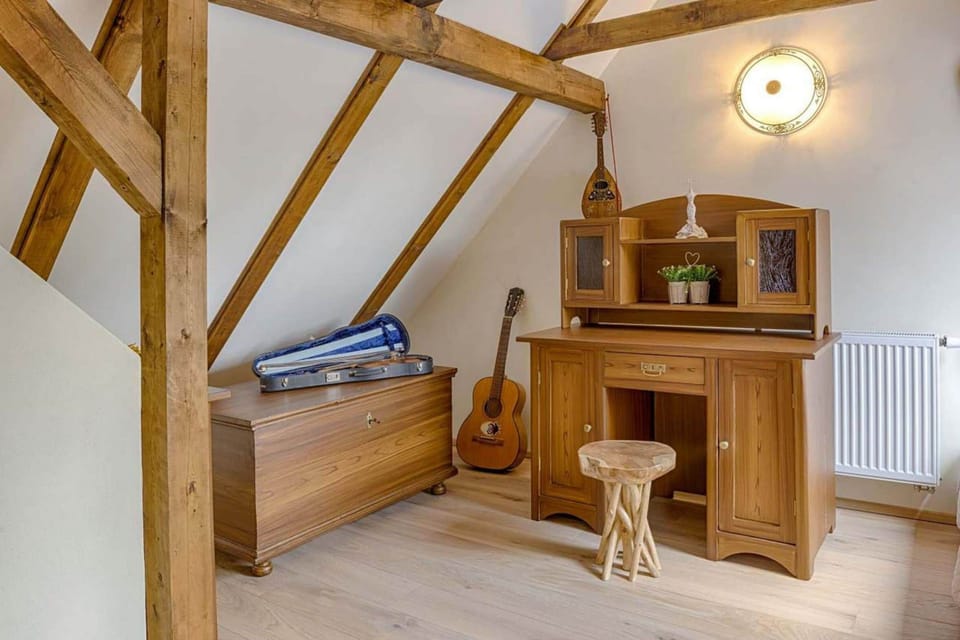 House | 5 bedrooms, WiFi