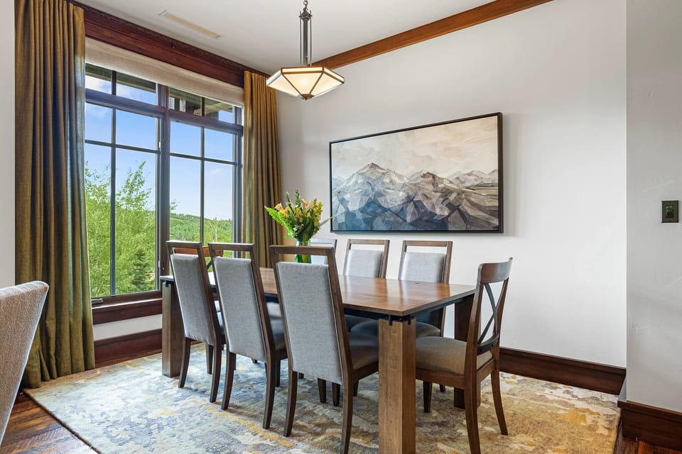 Dining Room, Table, Dining Table, Furniture, Indoors