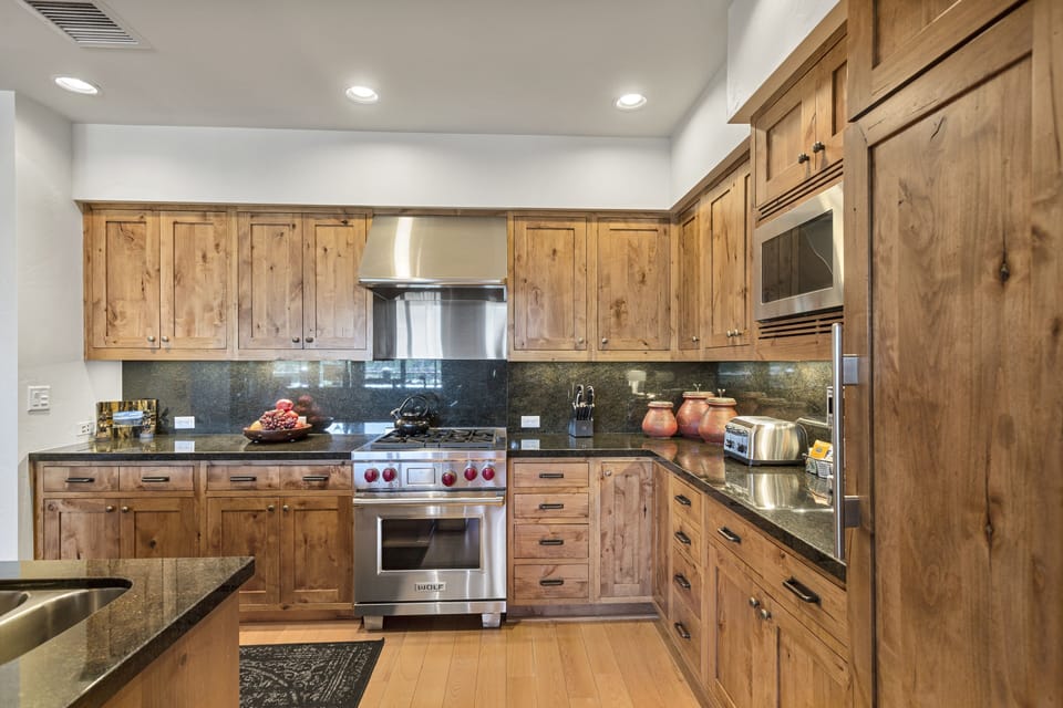 Indoors, Kitchen, Hardwood, Microwave, Oven