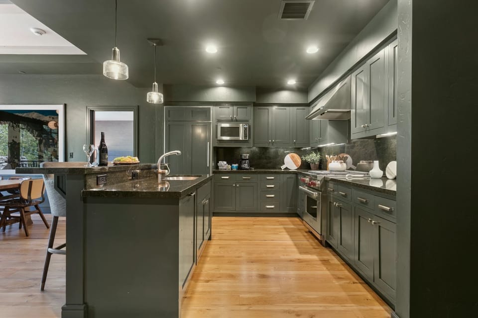 Indoors, Kitchen, Floor, Microwave, Kitchen Island