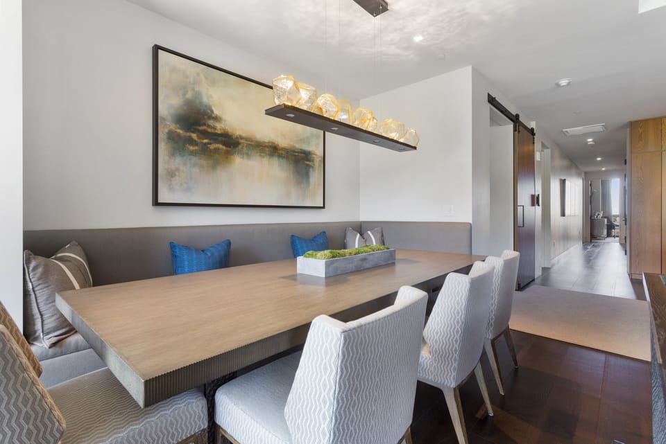 Dining Room, Table, Dining Table, Furniture, Indoors