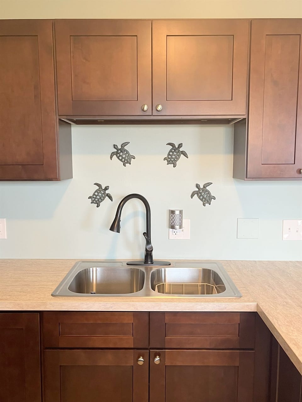 Tropical accents throughout.