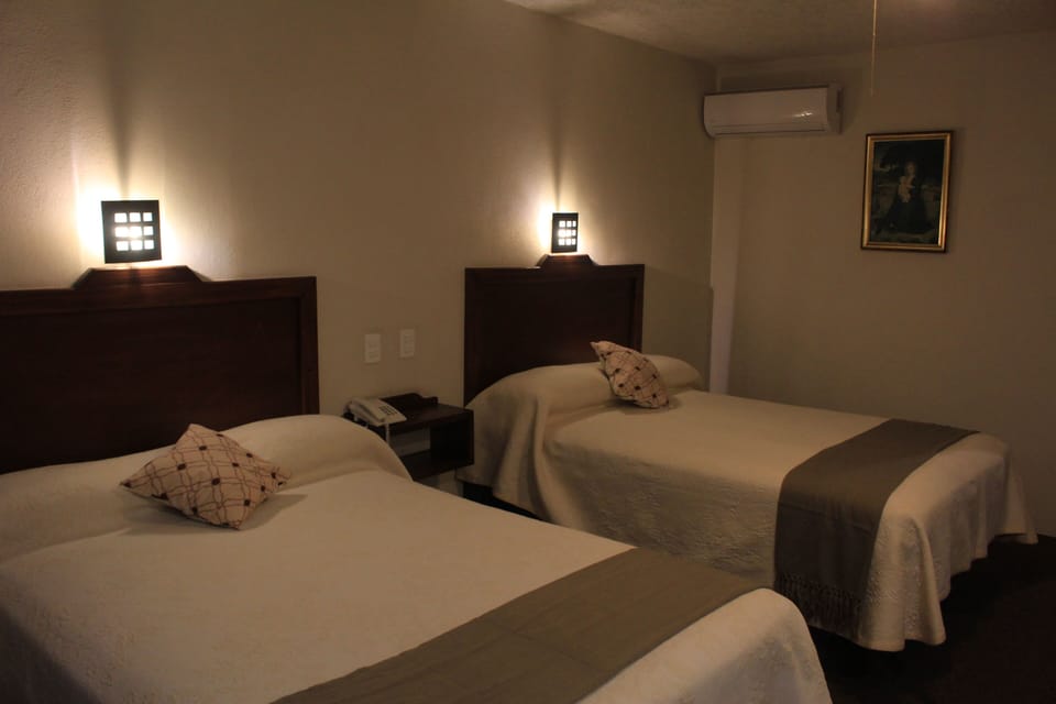 Standard Double Room | Bed sheets