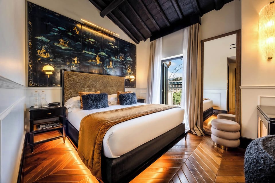 Executive Double Room, 1 King Bed, Balcony, City View | Premium bedding, down comforters, in-room safe, desk