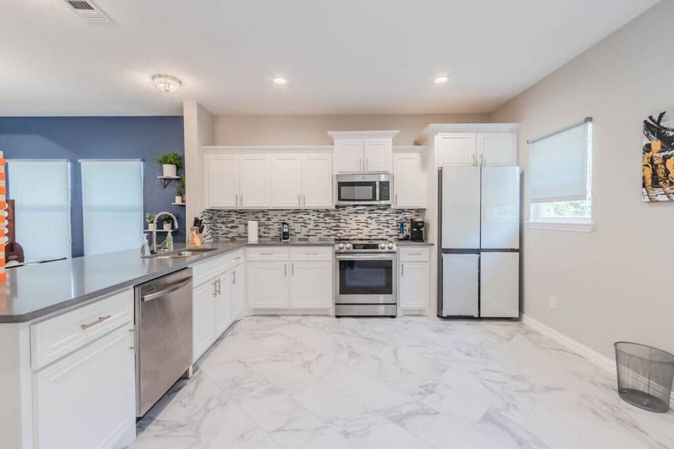 Kitchen:  Full with Appliances, Keurig, Utensils, Dishes, etc.