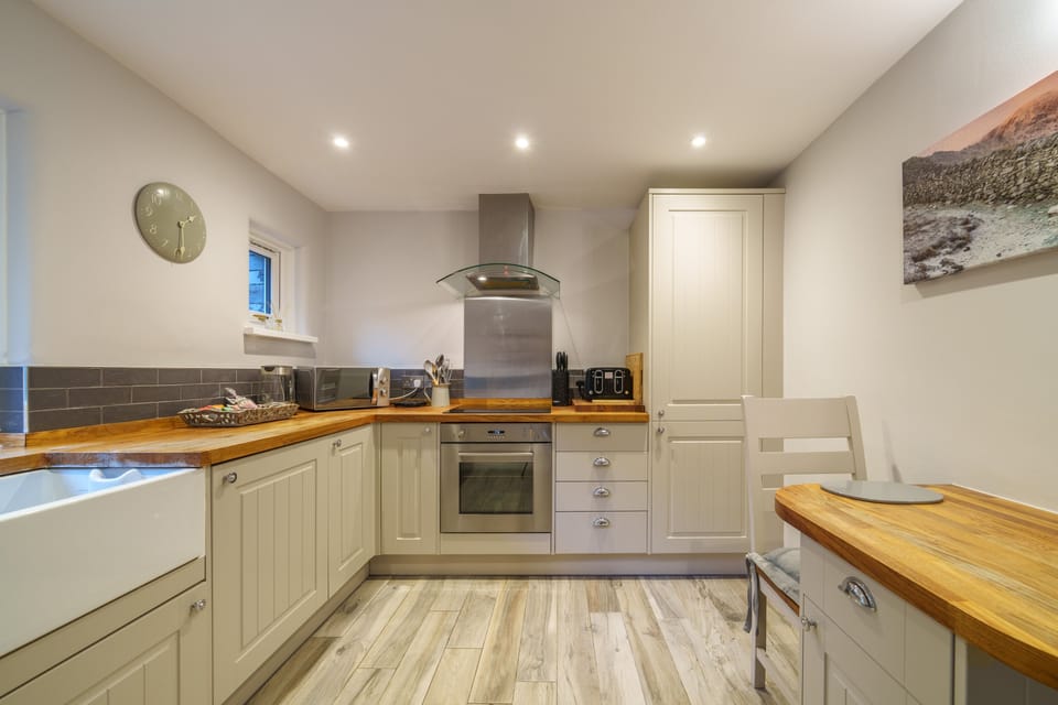 Laburnum Cottage | Windermere | Kitchen