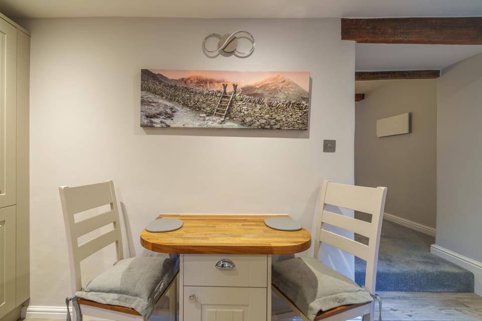 Laburnum Cottage | Windermere | Twin Bedroom