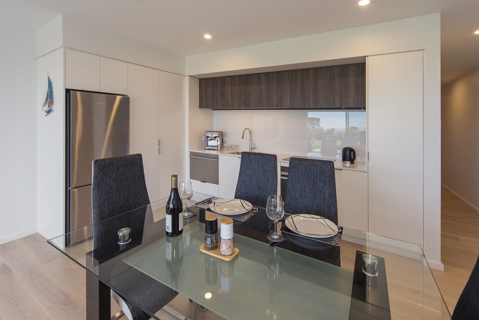 Large dining-table with seating for up to four
