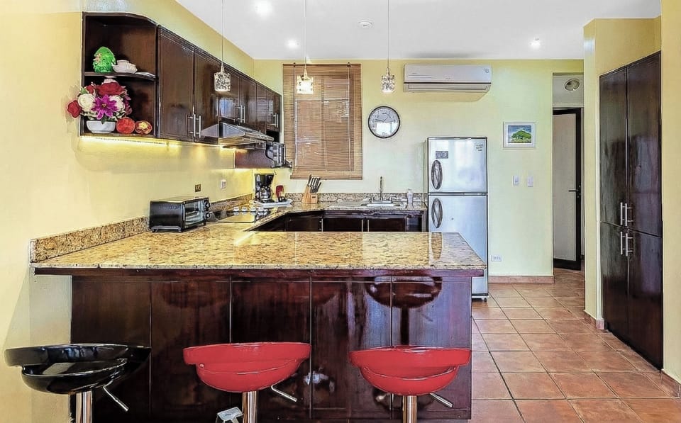 Kitchen  area.