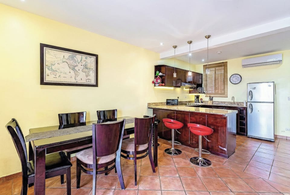 Living room&kitchen  area.