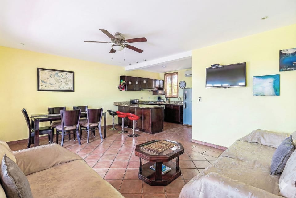 Living room&kitchen  area.
