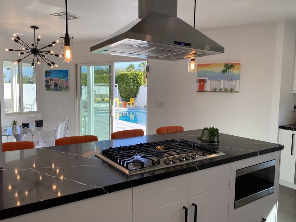 That kitchen island is a joy to cook on. And I hate cooking!