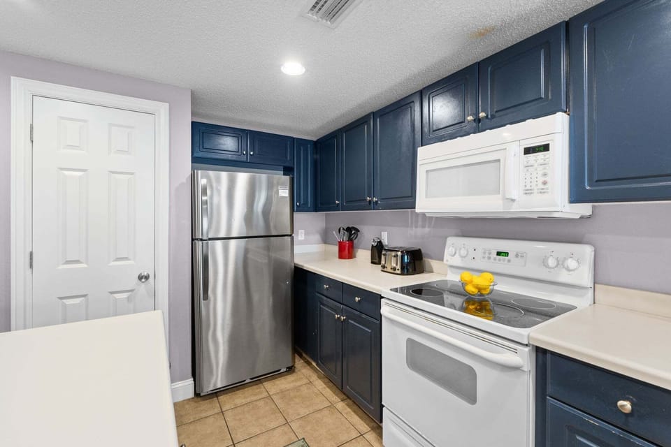 Full Size Kitchen with Bar Seating