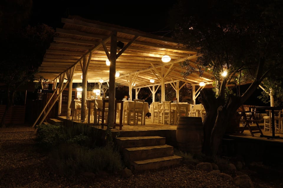 Breakfast, lunch, dinner served; beach views