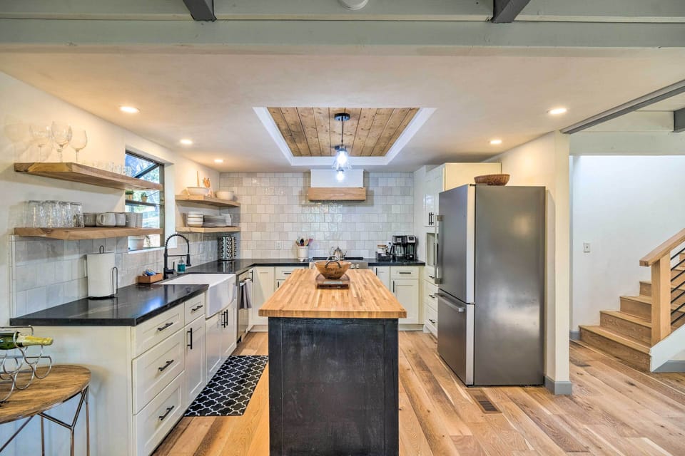Kitchen | Fully Equipped | Cooking Basics