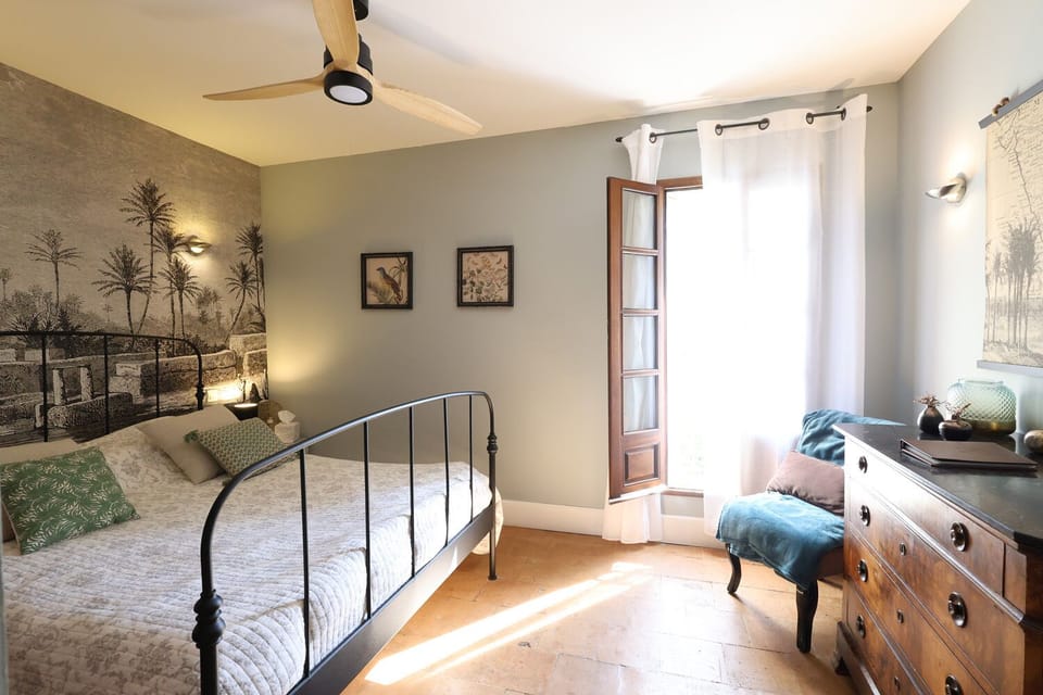Deluxe Double Room (Syrah)