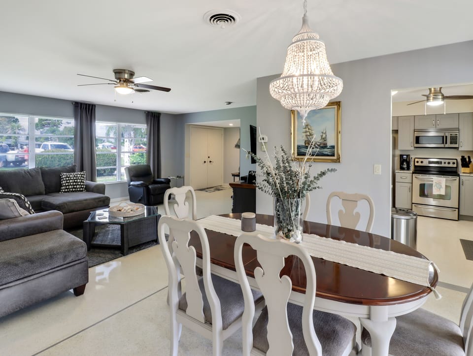 Enjoy the large living room paired with the adjacent dinning room!
