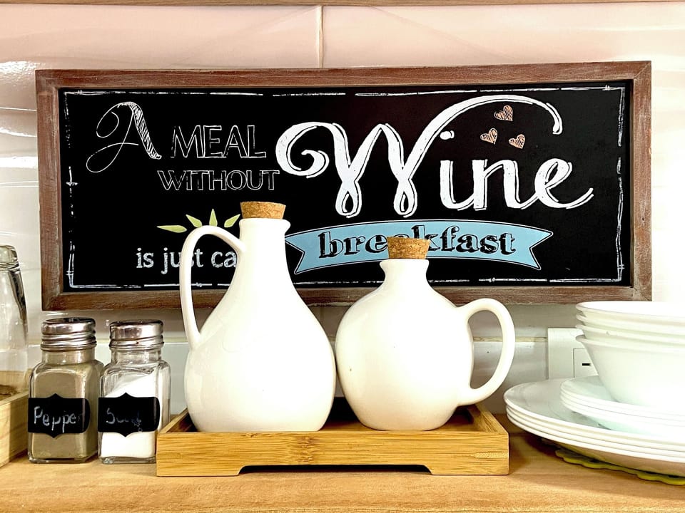 Apartment, 2 Bedrooms, Terrace, City View | Food and drink