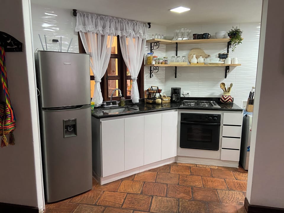 Apartment, 2 Bedrooms, Terrace, City View | Interior
