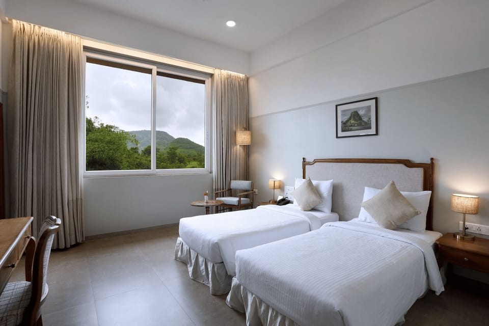 Superior Room | Minibar, desk, laptop workspace, blackout drapes