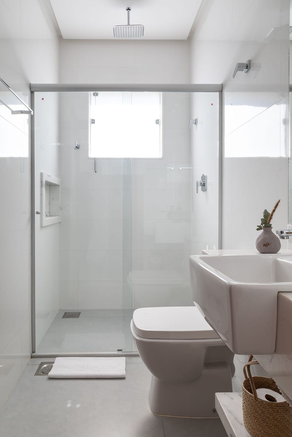 Traditional Room | Bathroom | Hair dryer, towels, soap, shampoo