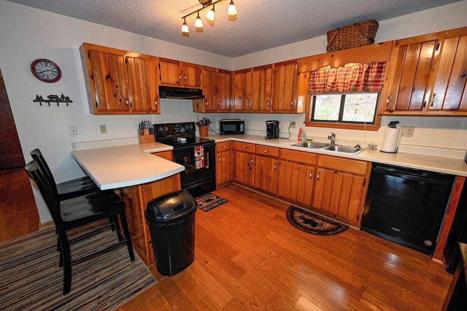 Spacious kitchen