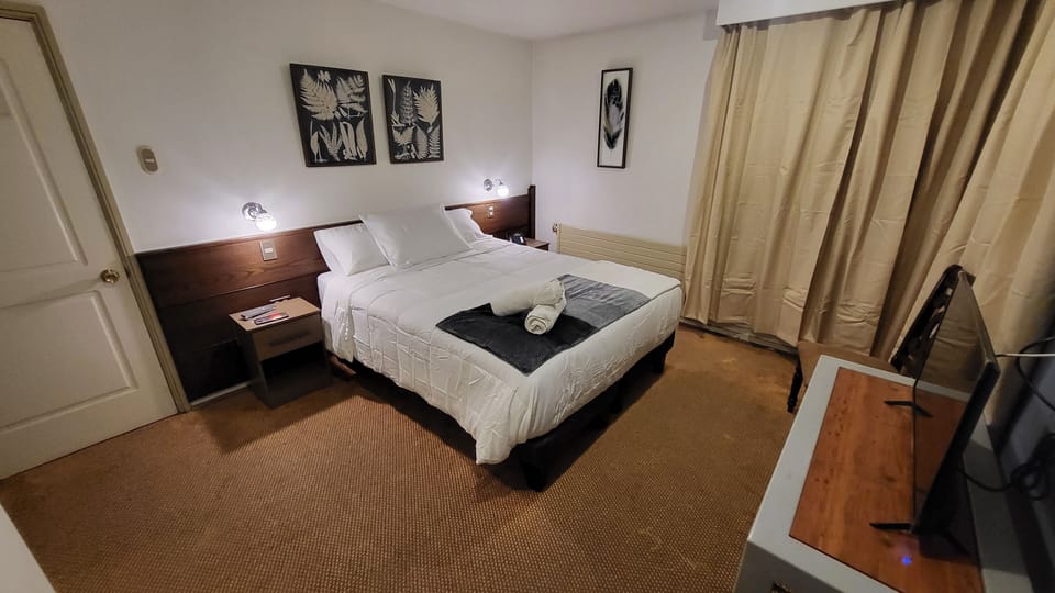Comfort Double Room, 1 Bedroom, Non Smoking | In-room safe, individually decorated, blackout drapes, free WiFi