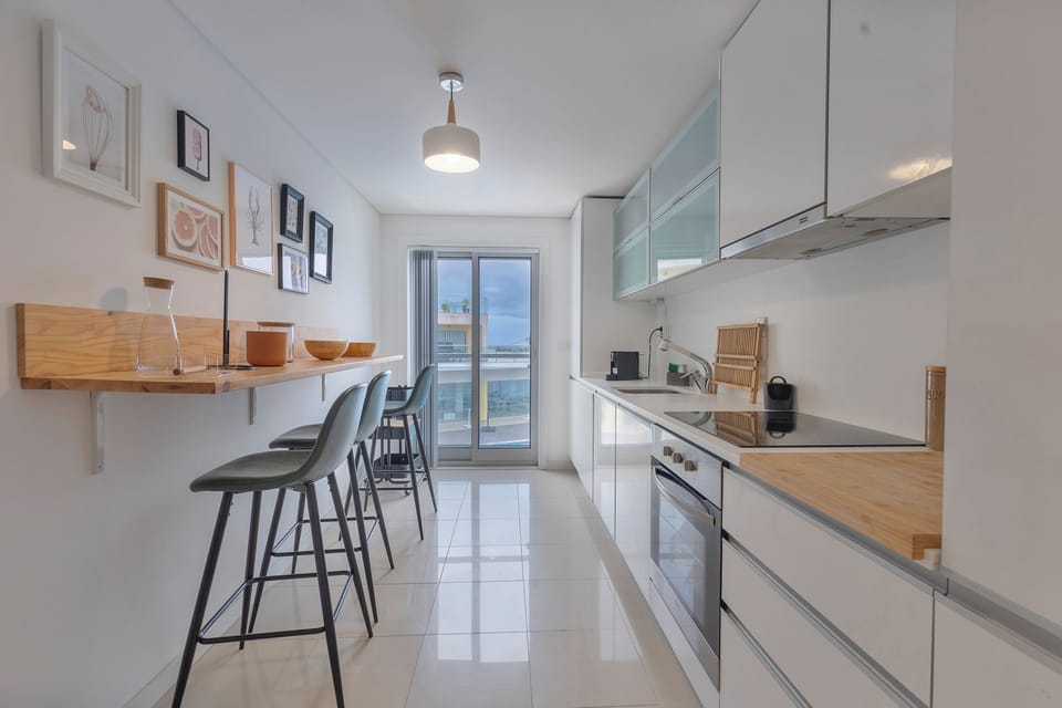 Apartment | Private kitchen | Full-size fridge, microwave, oven, stovetop