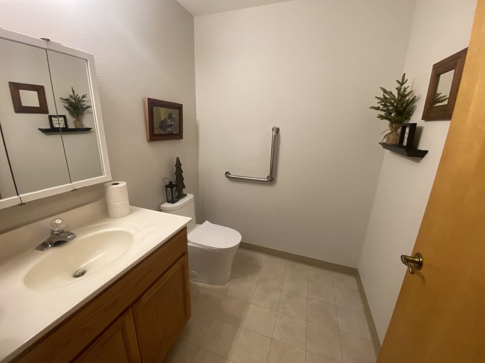 Half bath for room 7