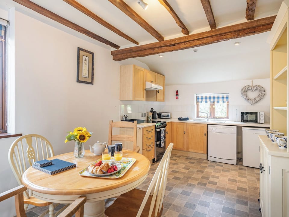 Kitchen/diner | John Fanner Barn - Yaxley Manor Cottages, Yaxley near Eye